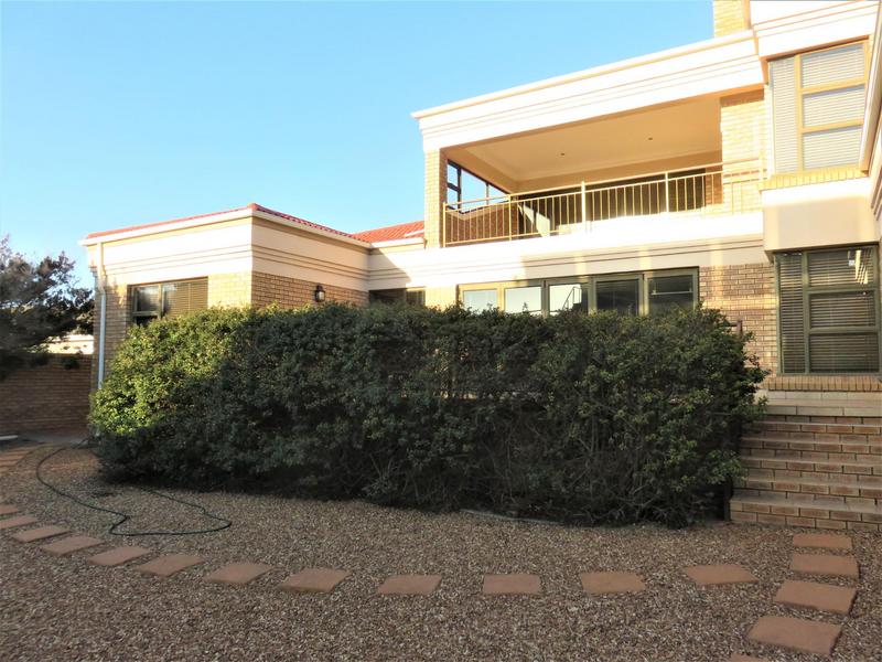 4 Bedroom Property for Sale in Myburgh Park Western Cape